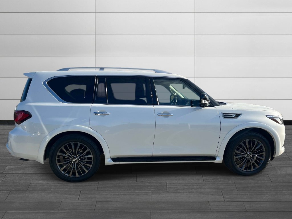 Used 2021 INFINITI QX80 Premium Select w/ All-Season Package RWD image 6