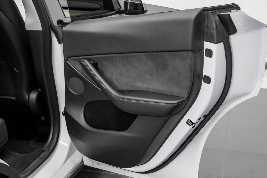 Used 2023 Tesla Model Y Long Range image 47