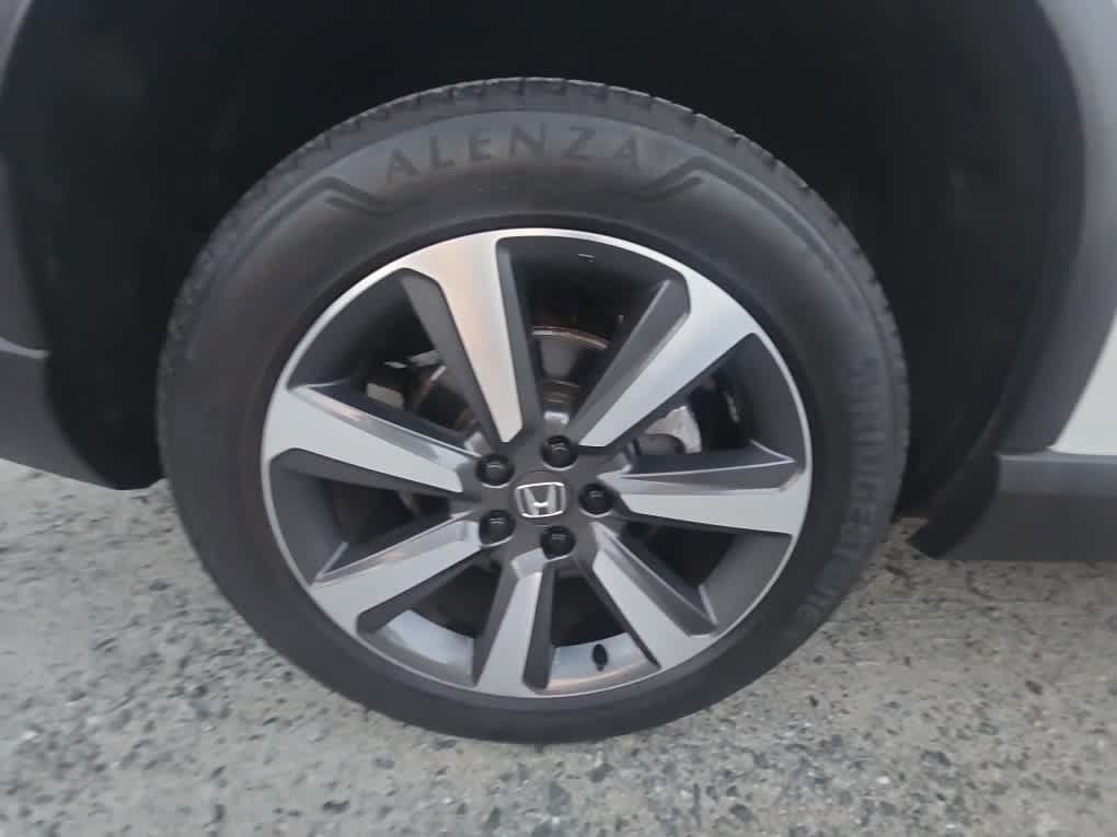 Used 2023 Honda Pilot Touring image 8