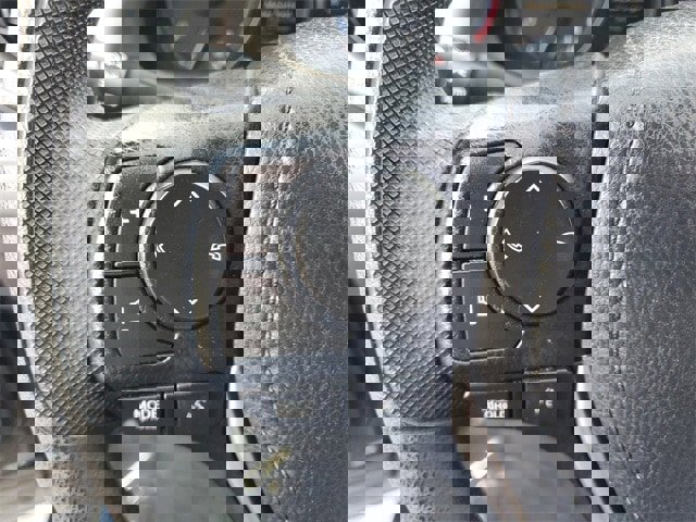 Used 2018 Toyota RAV4 LE w/ Carpet Mat Package image 18