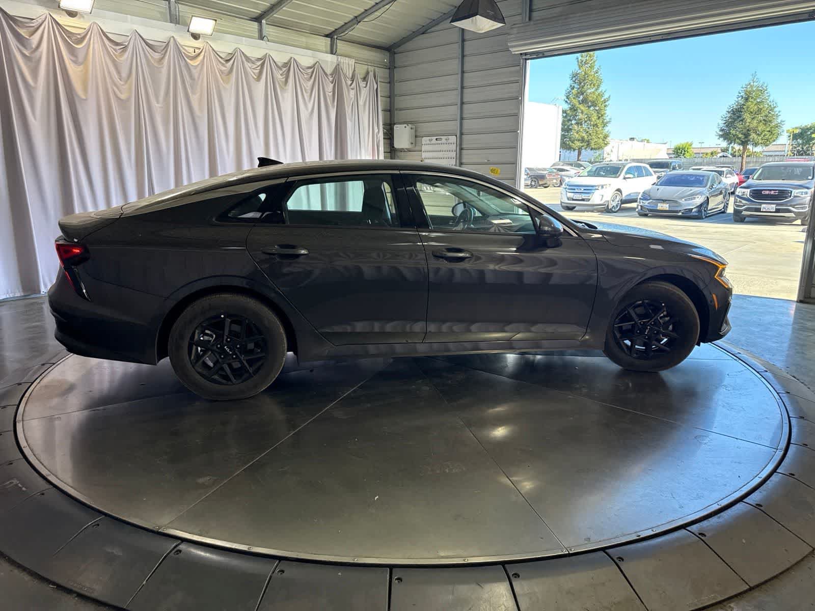 Used 2026 Kia K5 LXS FWD image 4