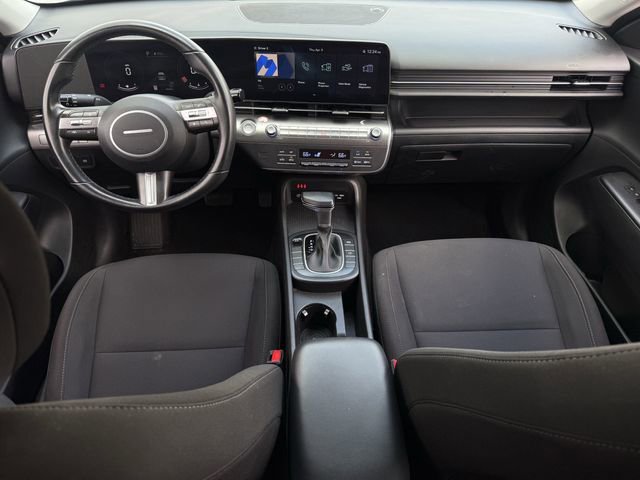 Used 2024 Hyundai Kona SEL image 9