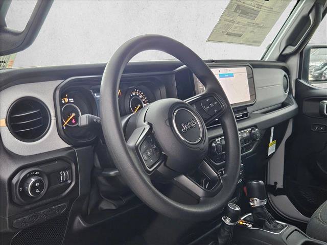 New 2026 Jeep Gladiator Sport AWD/4WD image 3