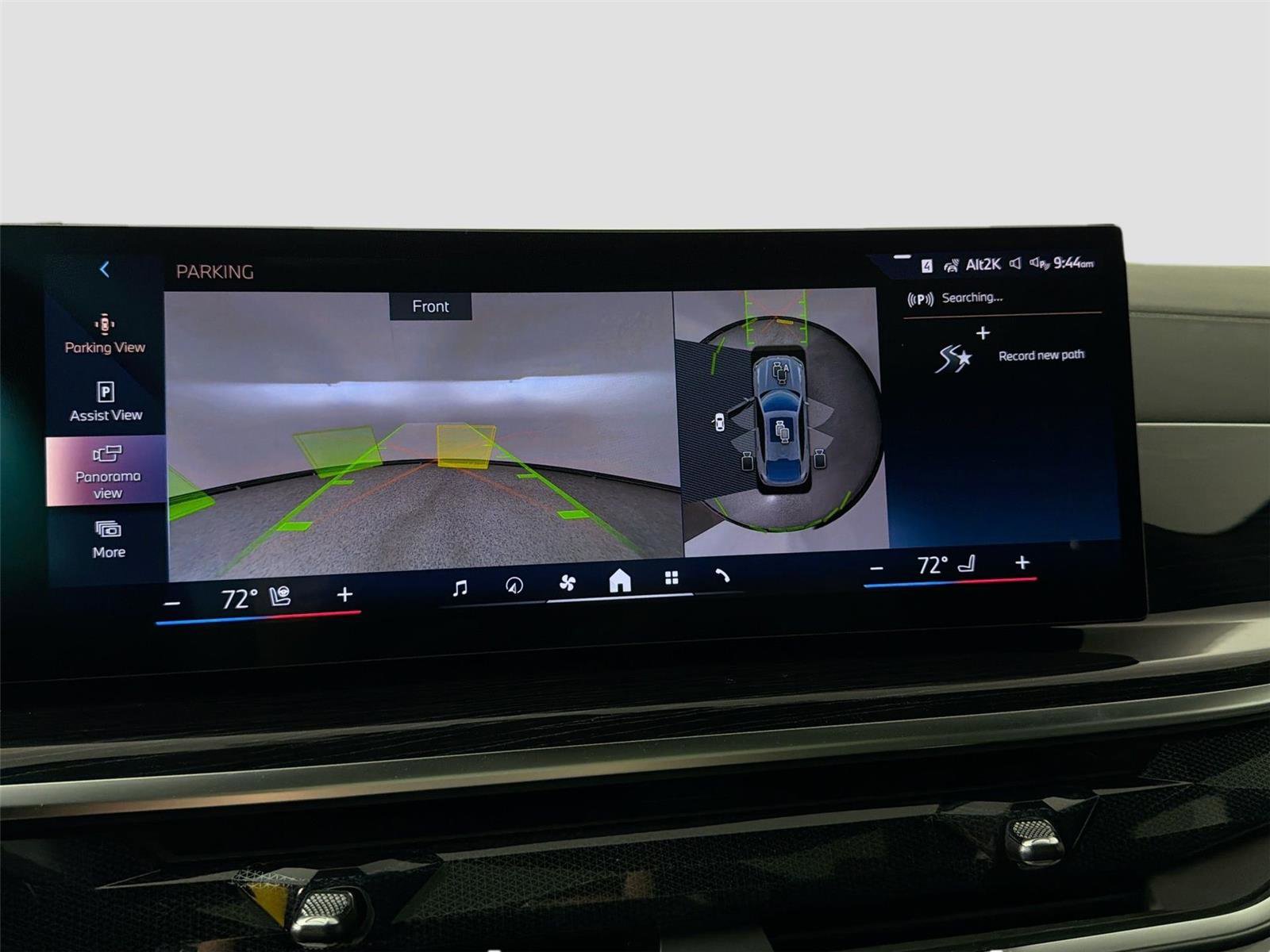 New 2026 BMW X6 xDrive40i w/ Climate Comfort Package image 13