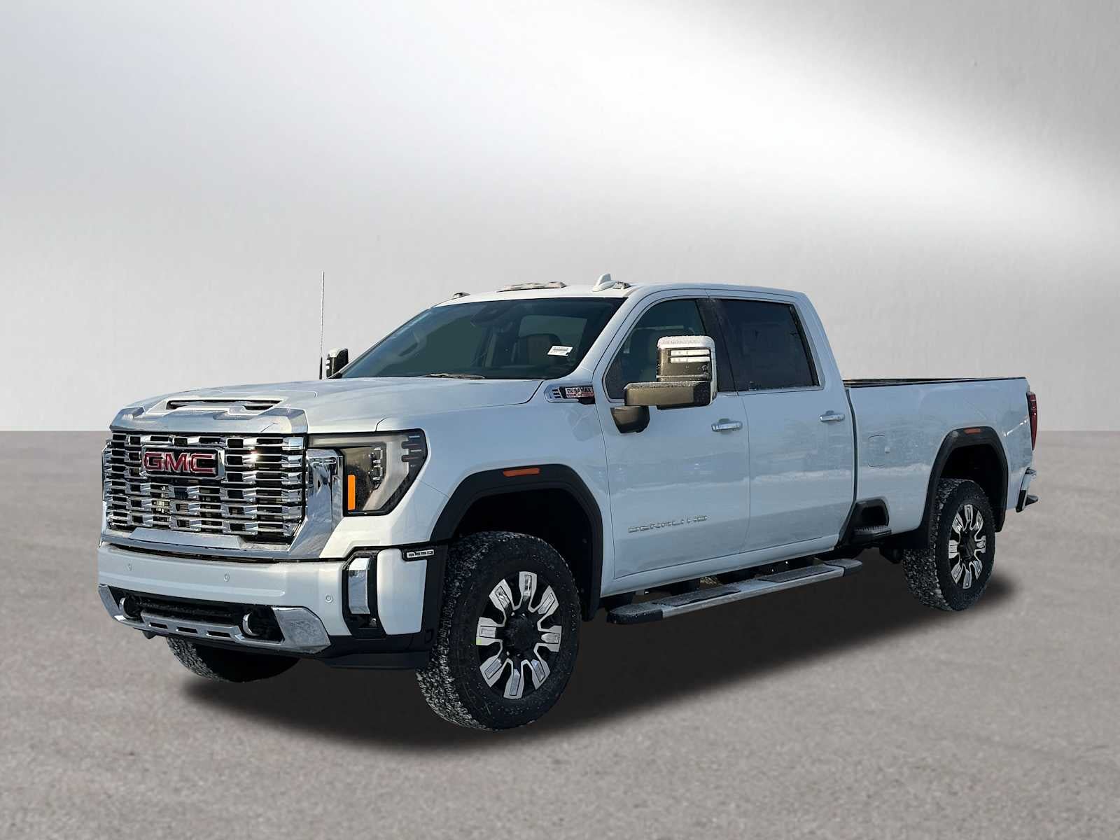 New 2026 GMC Sierra 3500 Denali w/ Denali Reserve Package AWD/4WD image 7