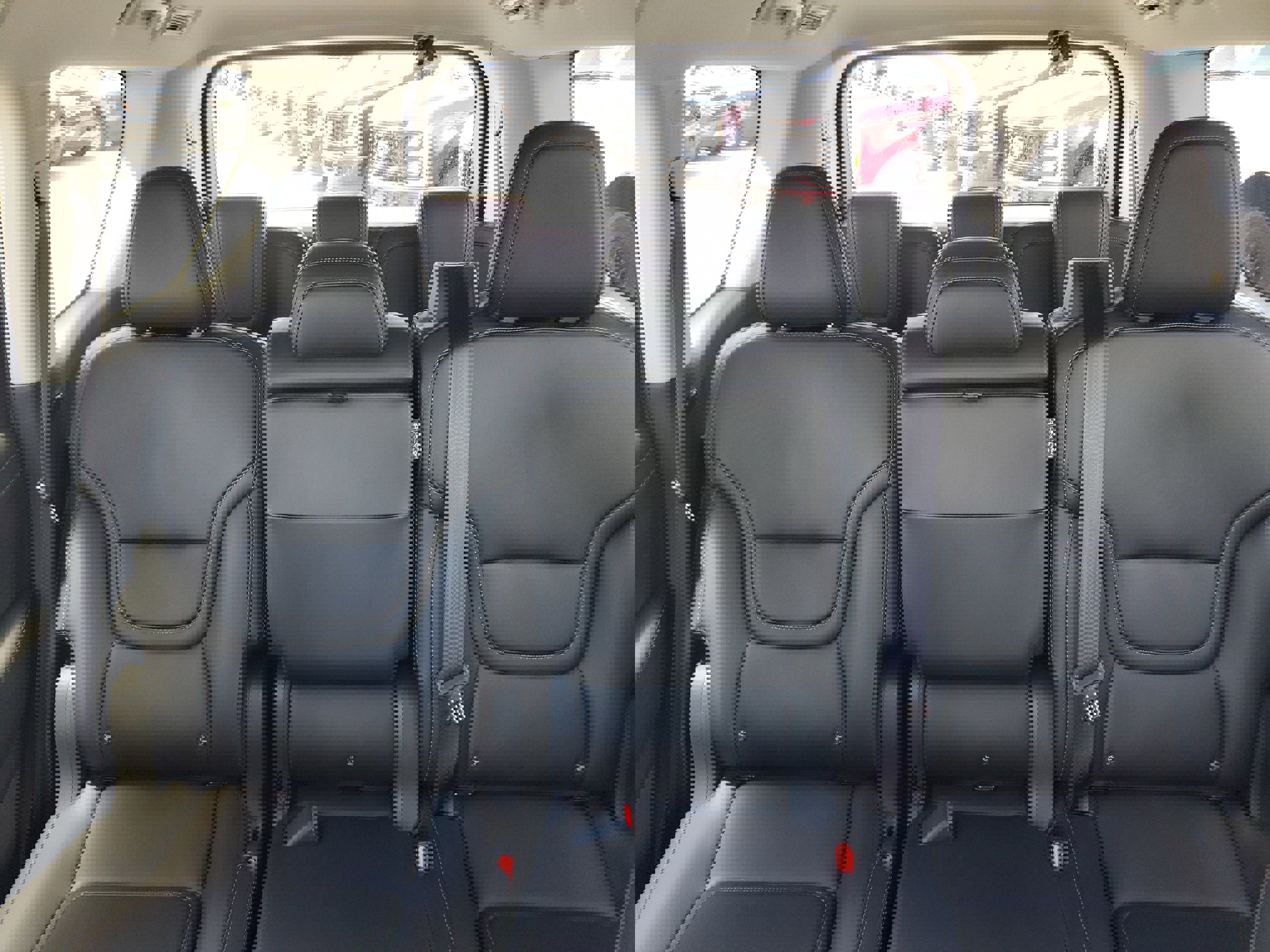 New 2025 Nissan Armada SV image 15