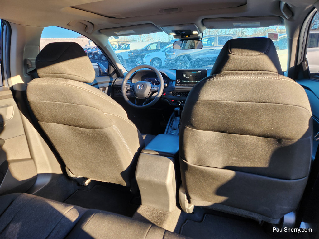 Used 2023 Honda Accord EX image 36