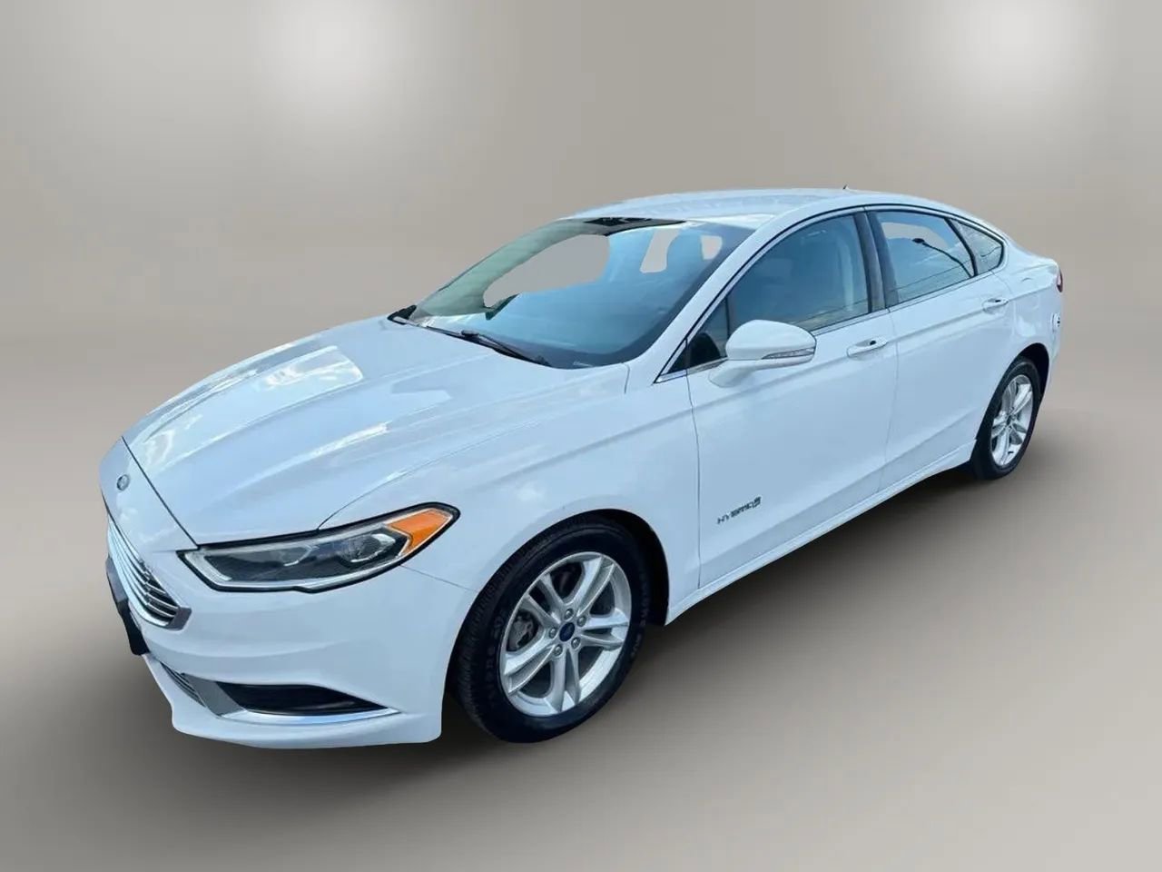 Used 2019 Ford Fusion SE FWD image 10