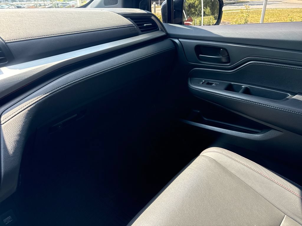 Used 2023 Honda Odyssey Sport image 17