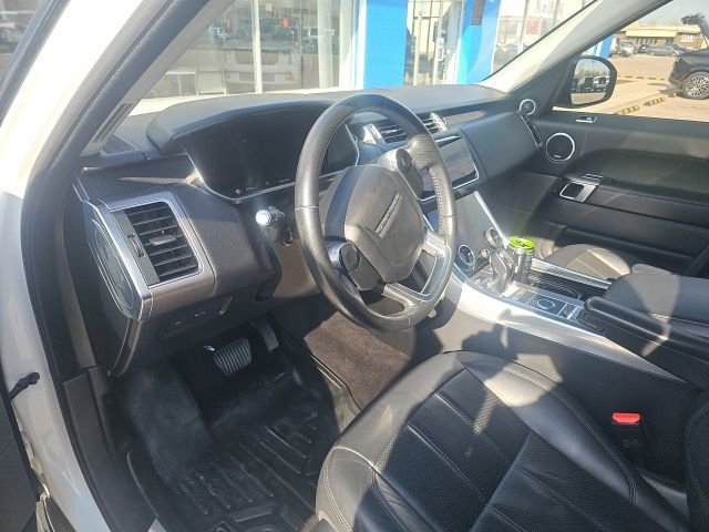 Used 2020 Land Rover Range Rover Sport HSE image 5
