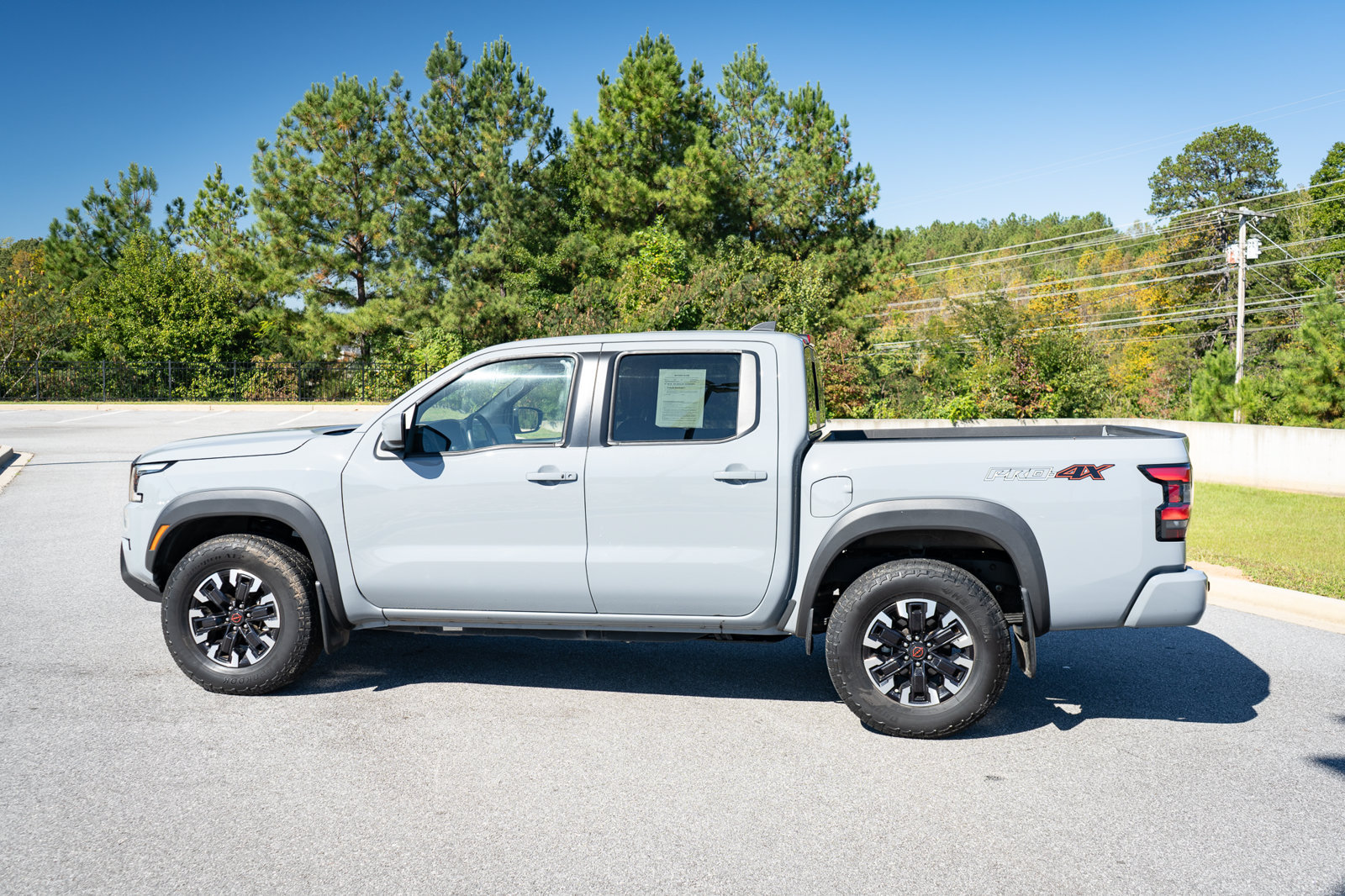 Used 2024 Nissan Frontier PRO-4X w/ Off-Road Protection Package AWD/4WD image 7
