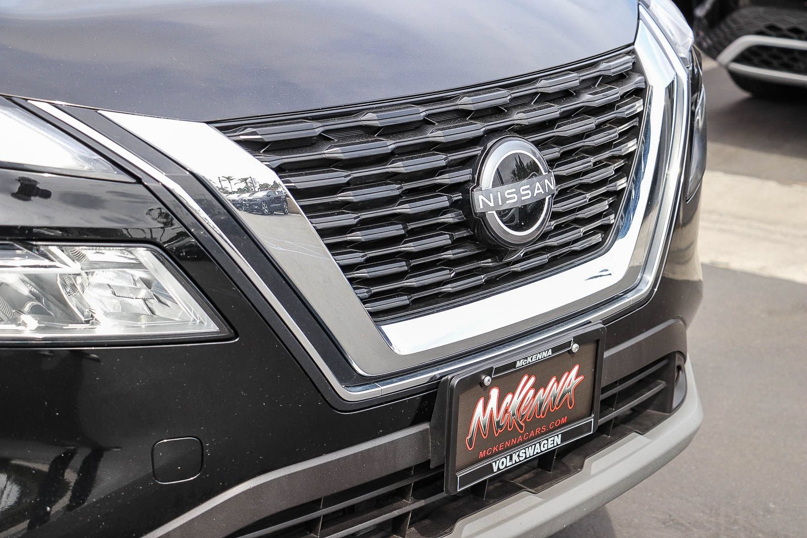 Used 2023 Nissan Rogue SV FWD image 5