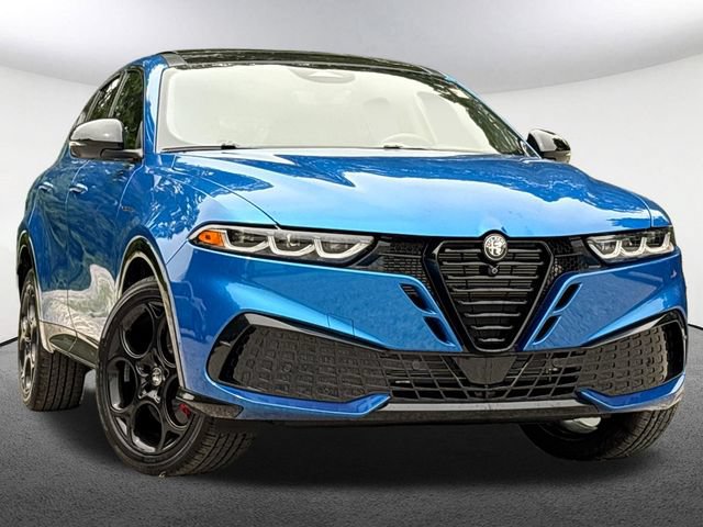 Used 2026 Alfa Romeo Tonale w/ Quick Order Package 23H Volce AWD/4WD image 2