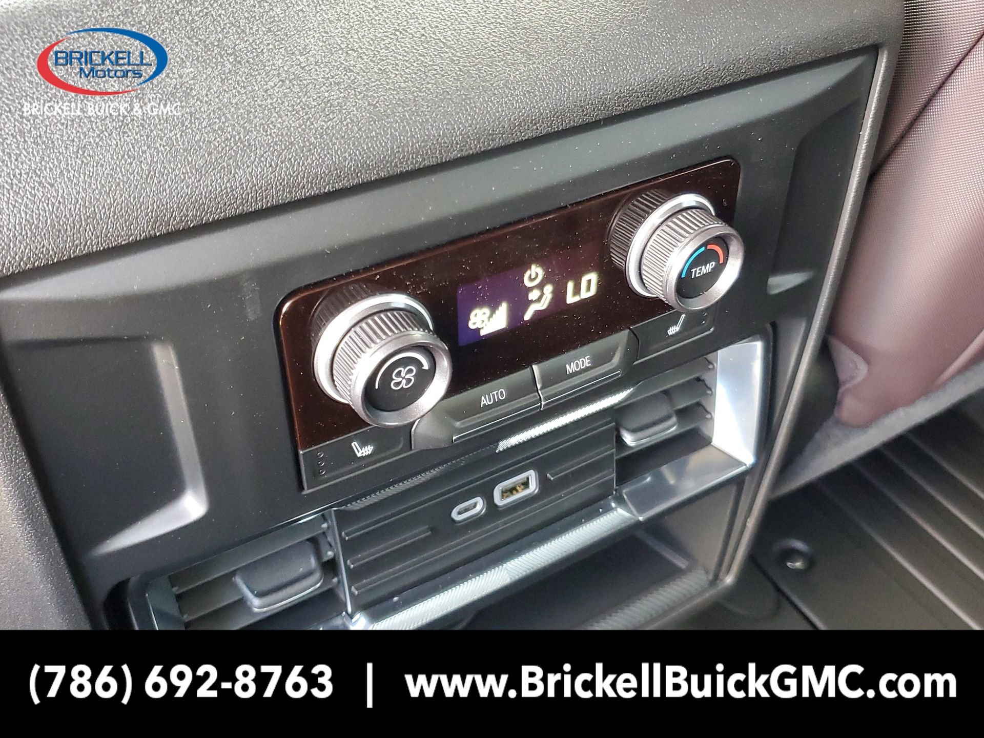 New 2026 GMC Hummer EV 4x4 Crew Cab image 12