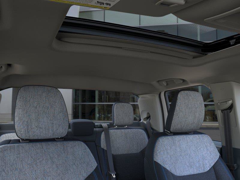 New 2026 Ford Maverick XLT w/ XLT Luxury Package FWD image 12