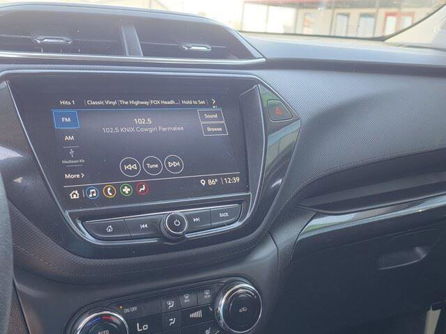 Used 2021 Chevrolet TrailBlazer LT w/ Convenience Package FWD image 18