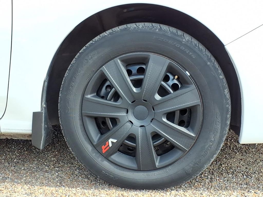 Used 2019 Subaru Impreza 2.0i w/ Eyesight image 10