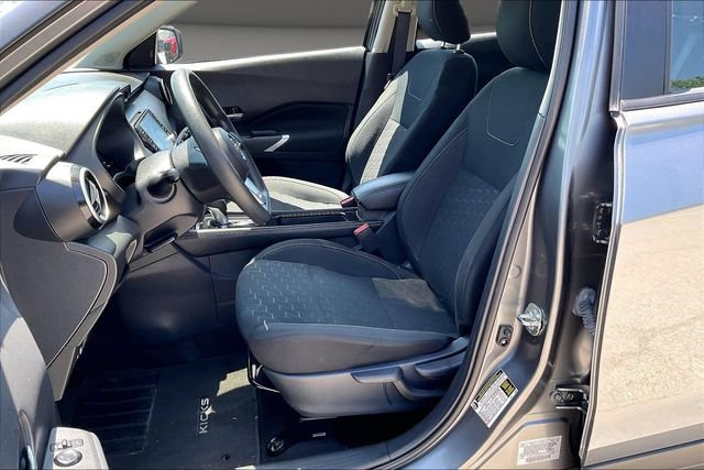 Used 2024 Nissan Kicks SV FWD image 23