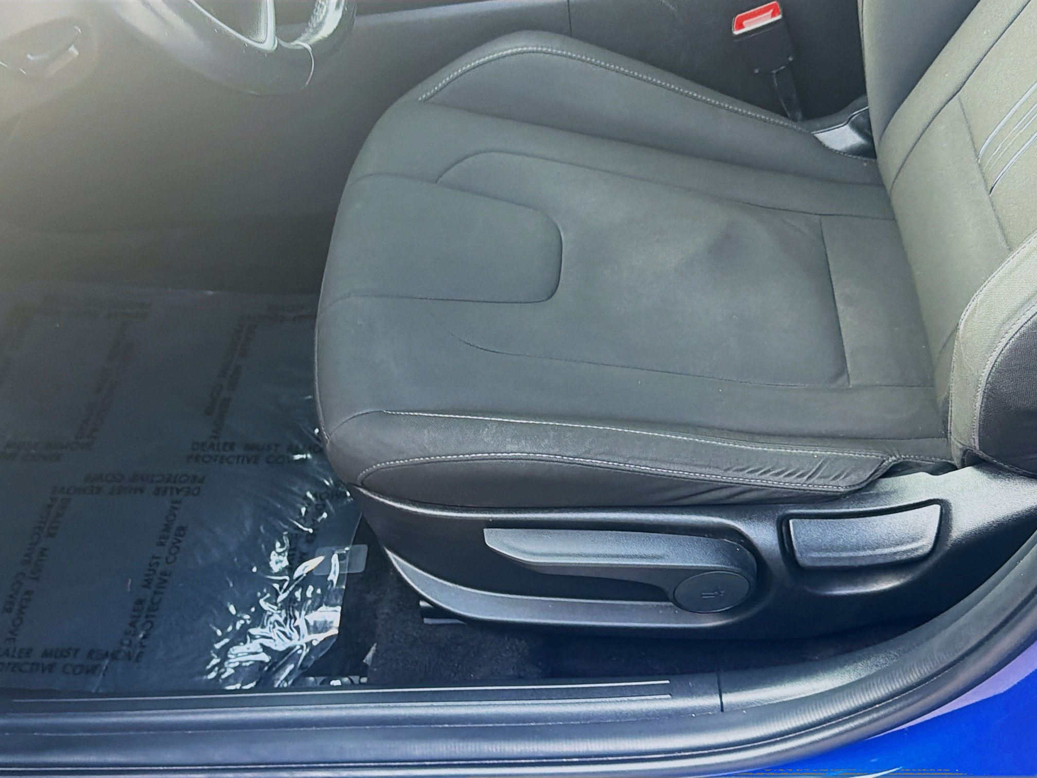 Used 2023 Hyundai Elantra SEL w/ Convenience Package FWD image 16