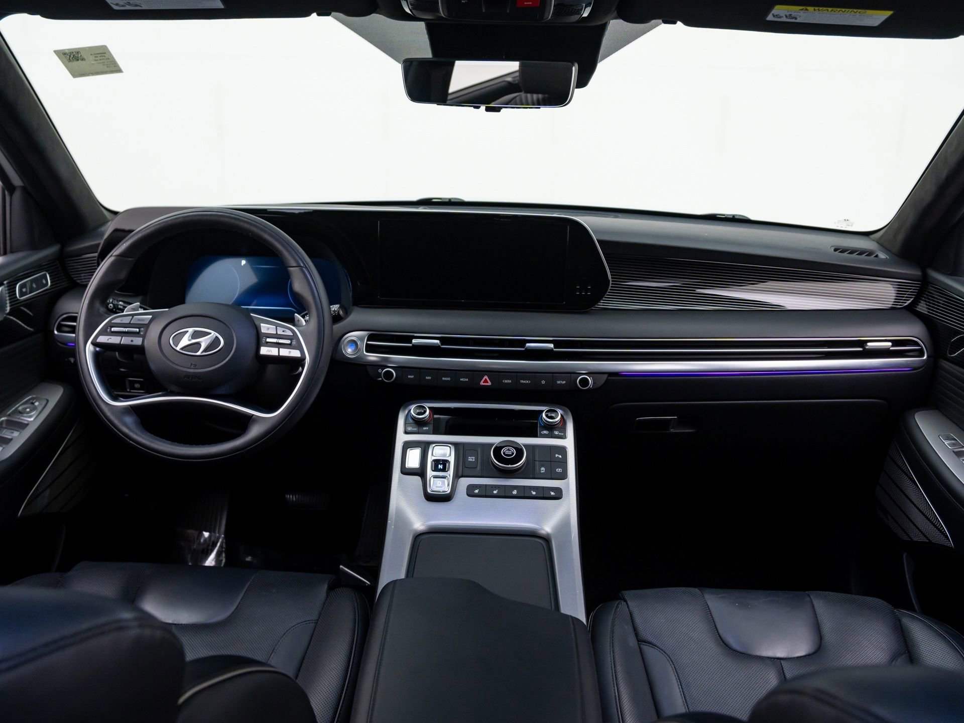 Used 2023 Hyundai Palisade Calligraphy image 13