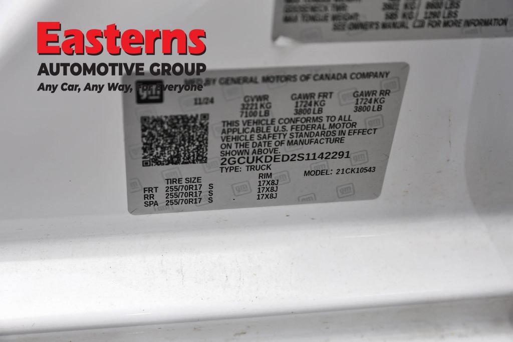 Used 2025 Chevrolet Silverado 1500 LT AWD/4WD image 36