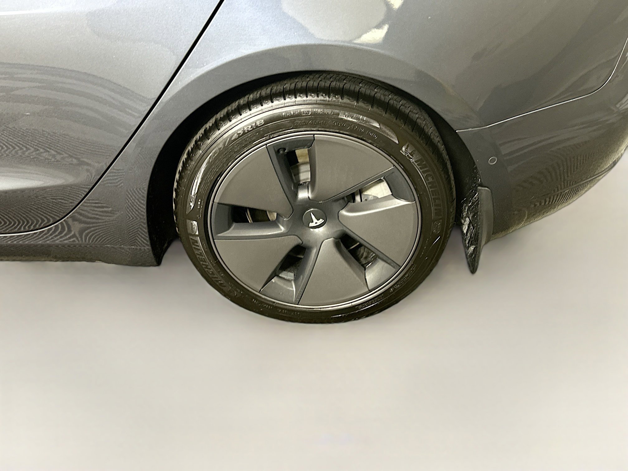 Used 2021 Tesla Model 3 Standard Range Plus image 11