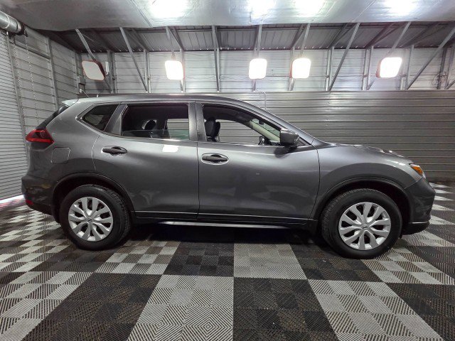 Used 2020 Nissan Rogue S image 9