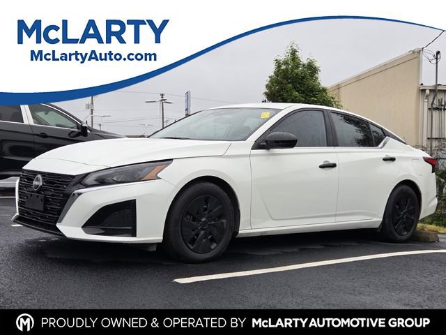 Used 2024 Nissan Altima 2.5 S FWD image 1