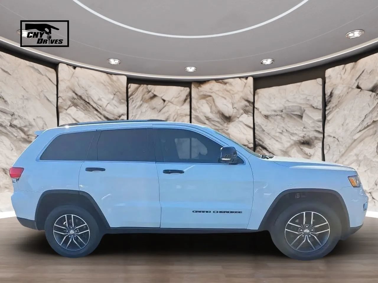 Used 2014 Jeep Grand Cherokee Limited AWD/4WD image 4