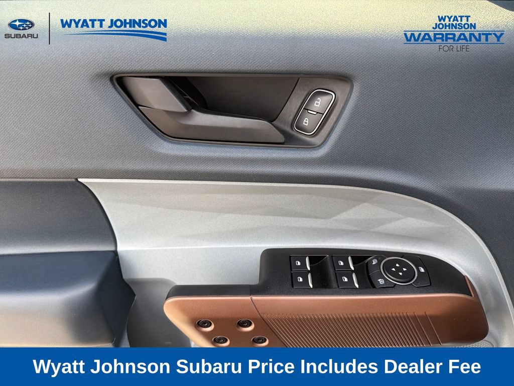 Used 2024 Ford Maverick Lariat w/ 4K Tow Package AWD/4WD image 20