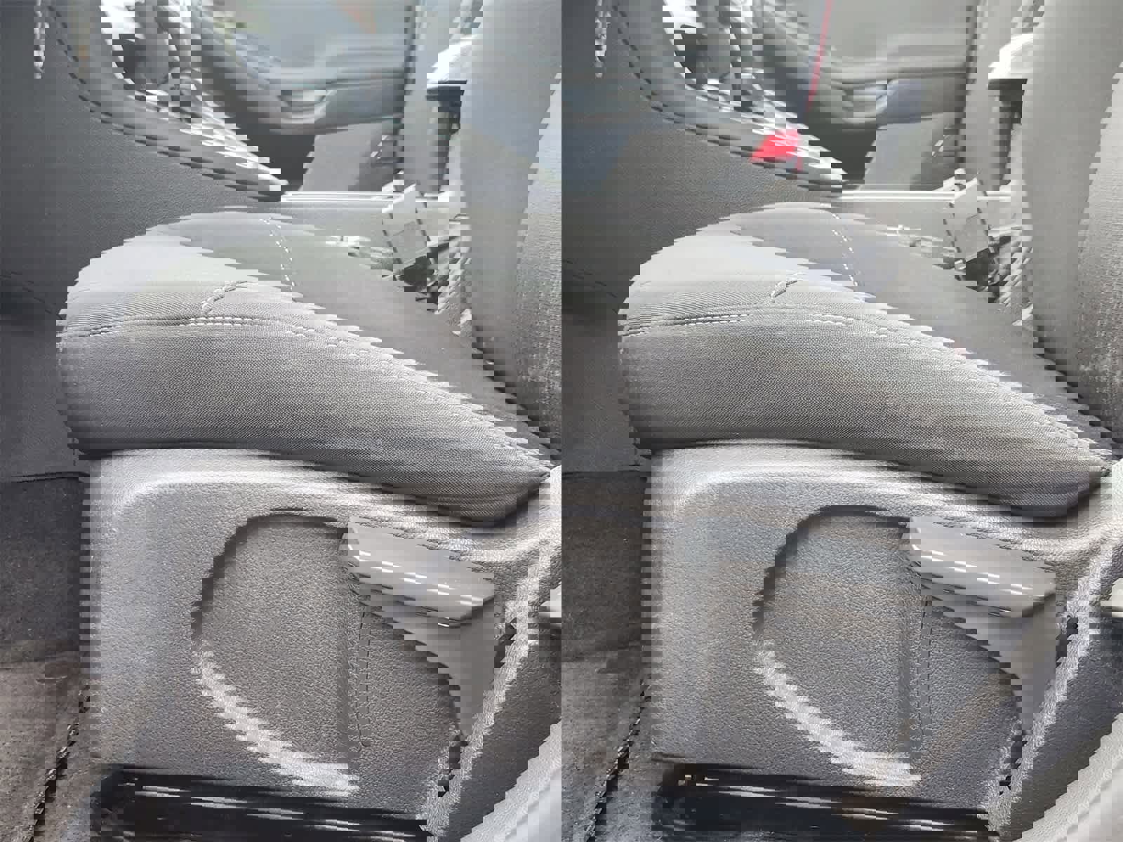 Used 2015 Ford Focus SE image 23