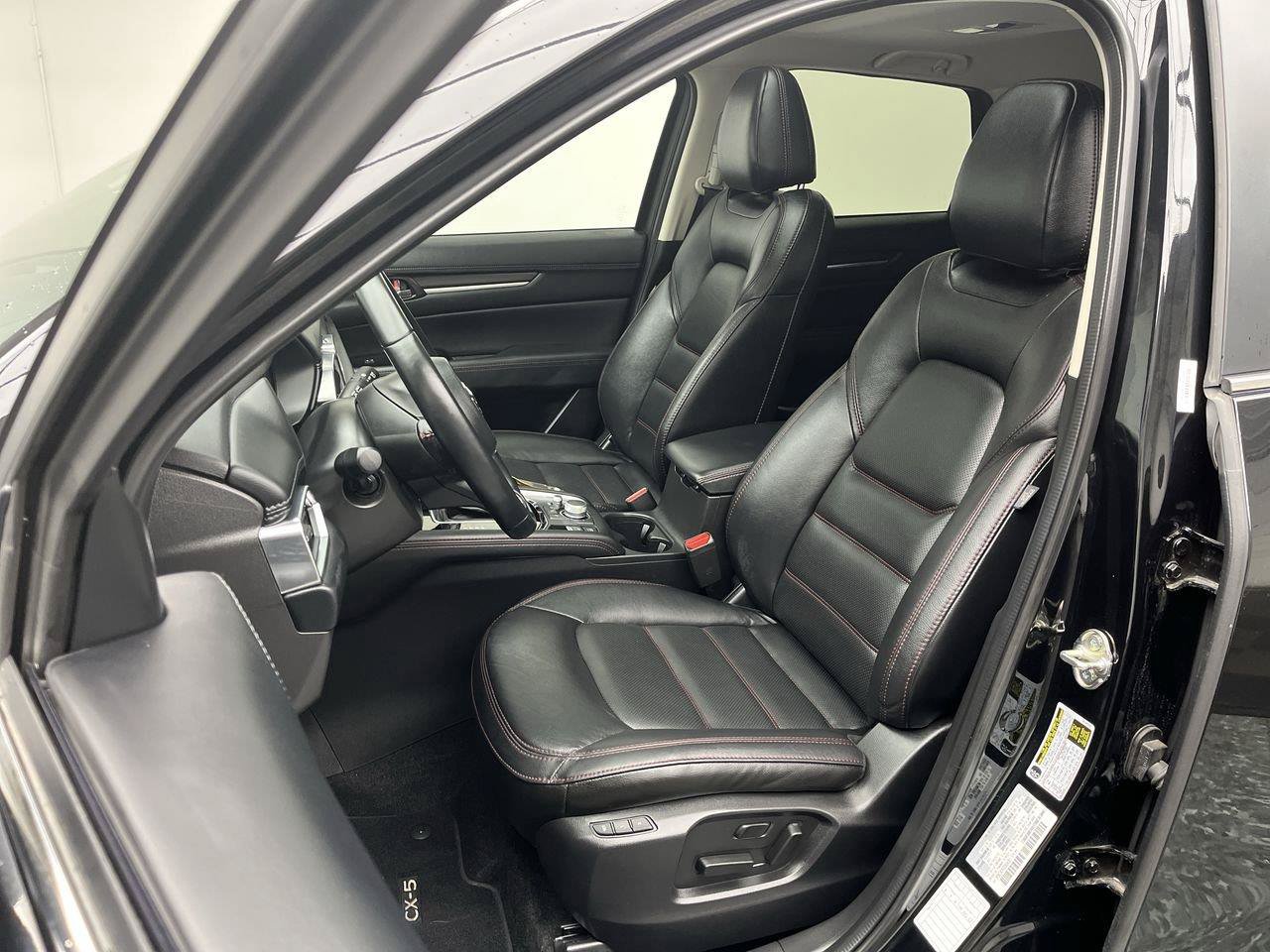 Certified 2025 MAZDA CX-5 Carbon Edition AWD/4WD image 10