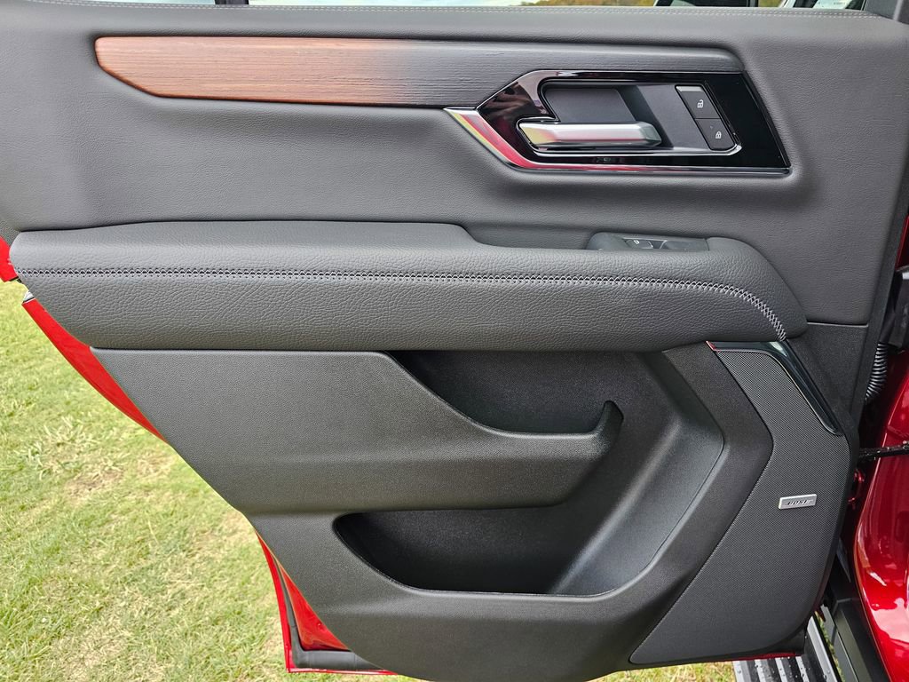 New 2026 GMC Yukon Denali w/ Sun & Power Step Package image 37