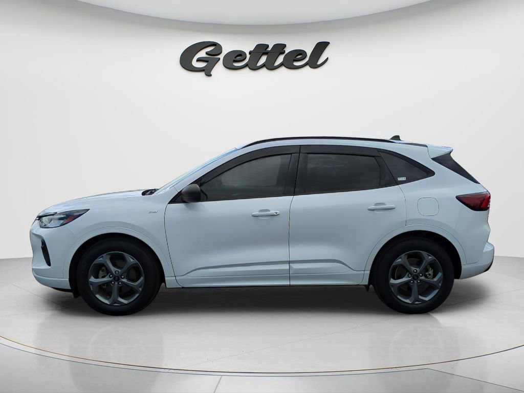 Used 2023 Ford Escape ST-Line w/ Tech Pack #1 image 9