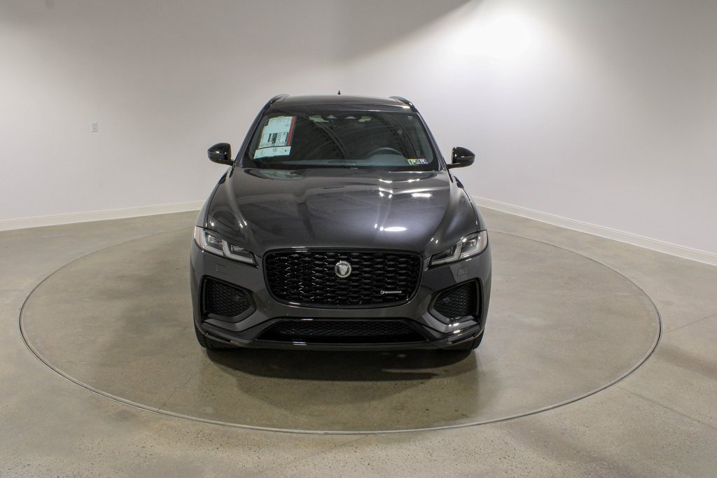 New 2025 Jaguar F-PACE R-Dynamic S image 8