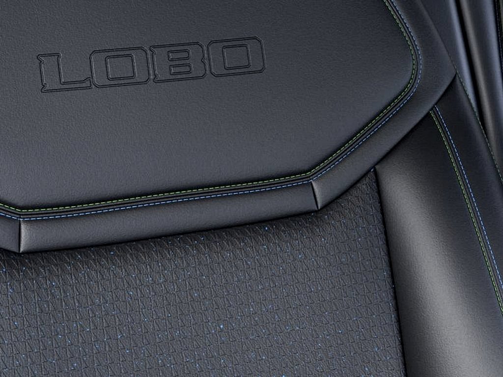 New 2026 Ford Maverick Lobo AWD/4WD image 17