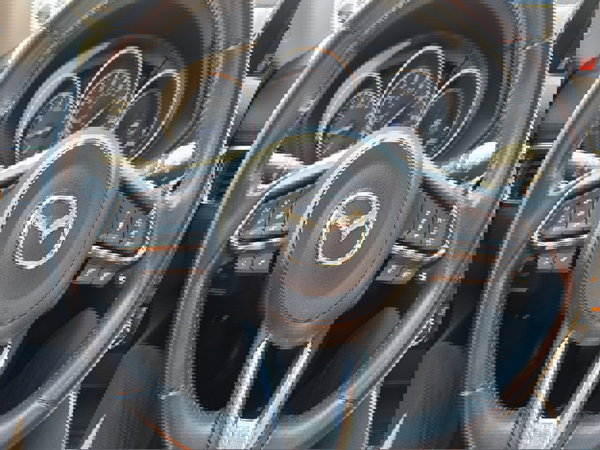 Used 2018 MAZDA CX-5 Touring w/ Preferred Equipment Package AWD/4WD image 14