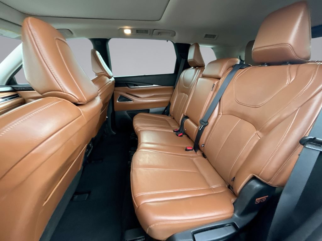 Used 2023 INFINITI QX60 Sensory w/ Vision Package AWD/4WD image 15