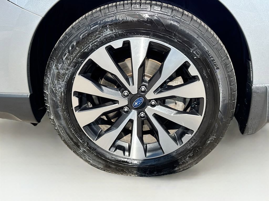 Used 2017 Subaru Outback 3.6R Limited image 42
