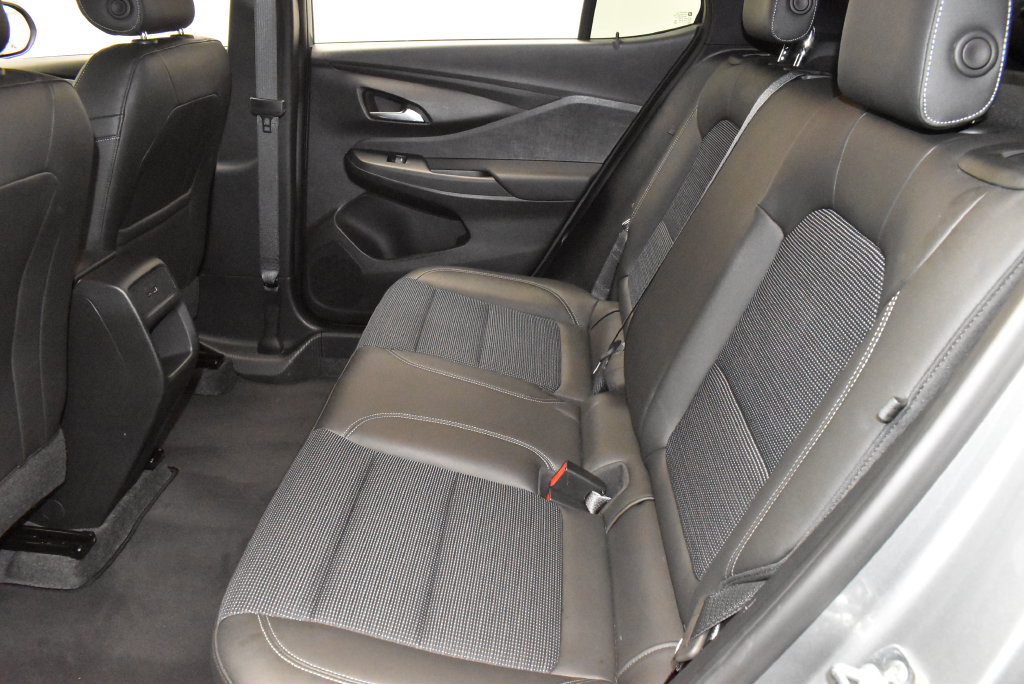 Used 2025 Buick Envista Preferred FWD image 30