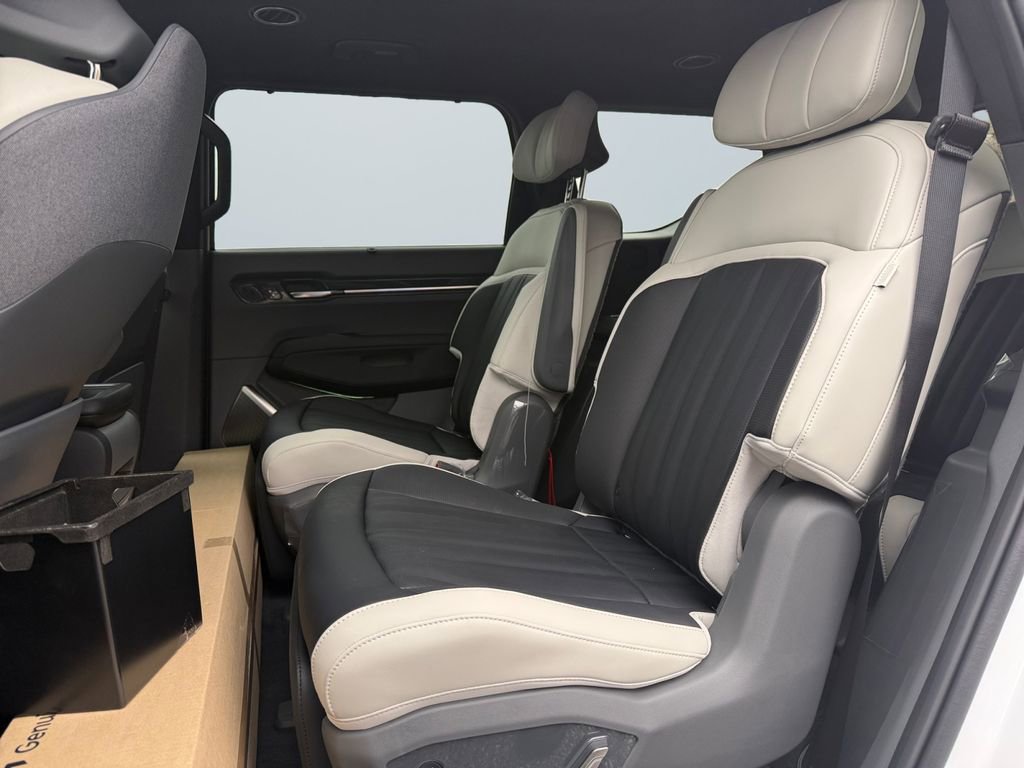 New 2026 Kia EV9 GT-Line image 13