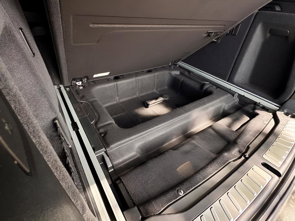 Used 2021 BMW X3 sDrive30i w/ Premium Package image 12