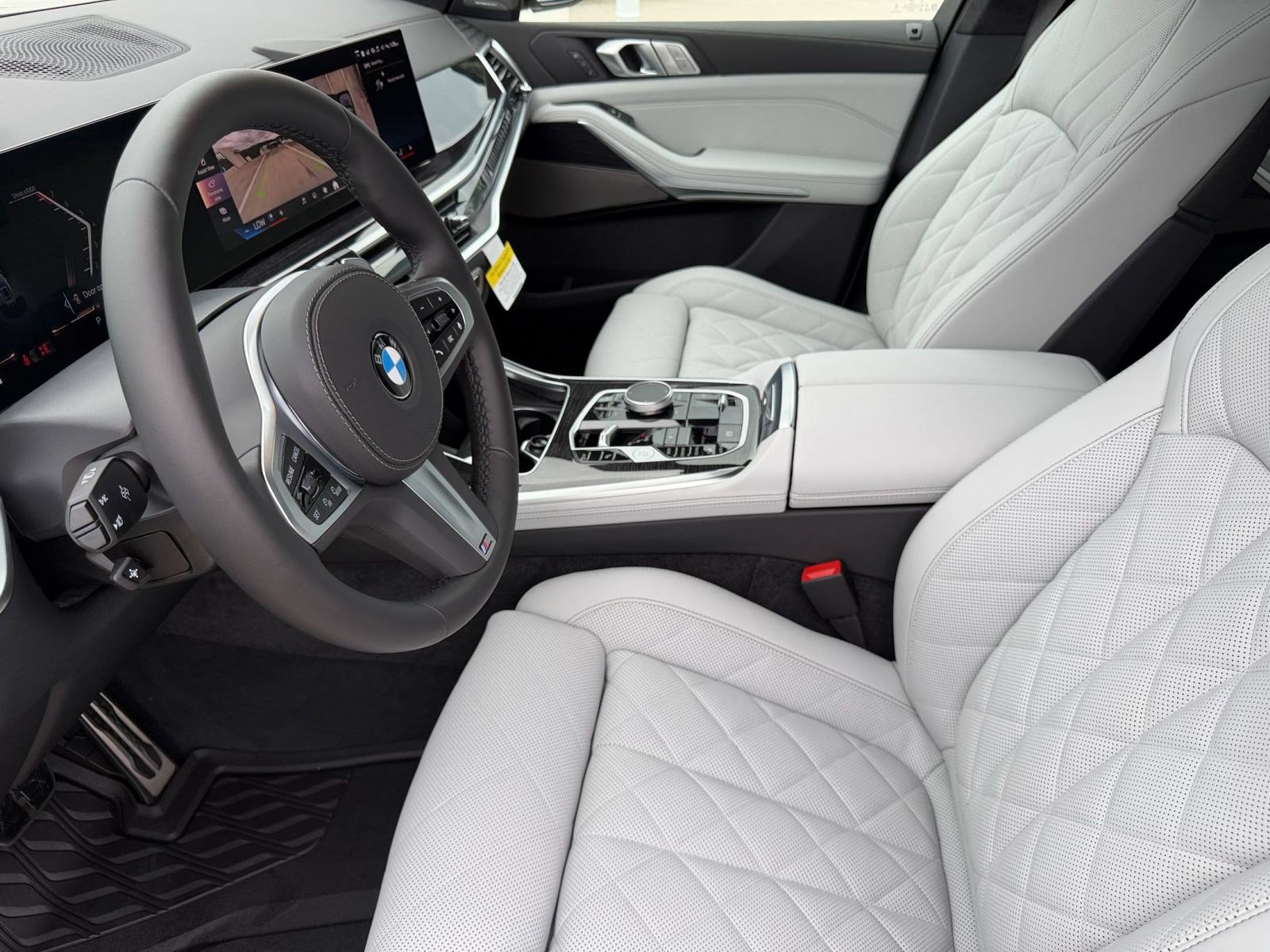 New 2027 BMW X7 xDrive40i w/ M Sport Package AWD/4WD image 4