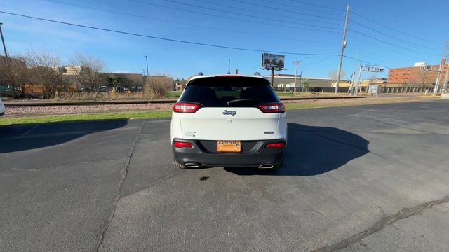 Used 2017 Jeep Cherokee Latitude w/ Safety/Convenience Group image 7