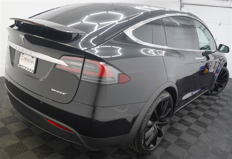Used 2018 Tesla Model X 75D AWD/4WD image 7