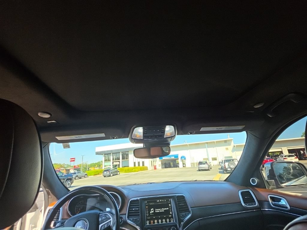 Used 2018 Jeep Grand Cherokee Summit AWD/4WD image 20