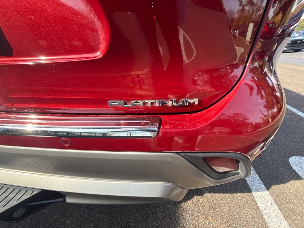 Used 2025 Toyota Highlander Platinum AWD/4WD image 13