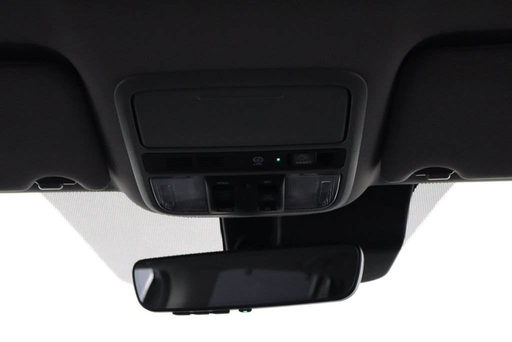 Used 2022 Honda Pilot Touring image 24