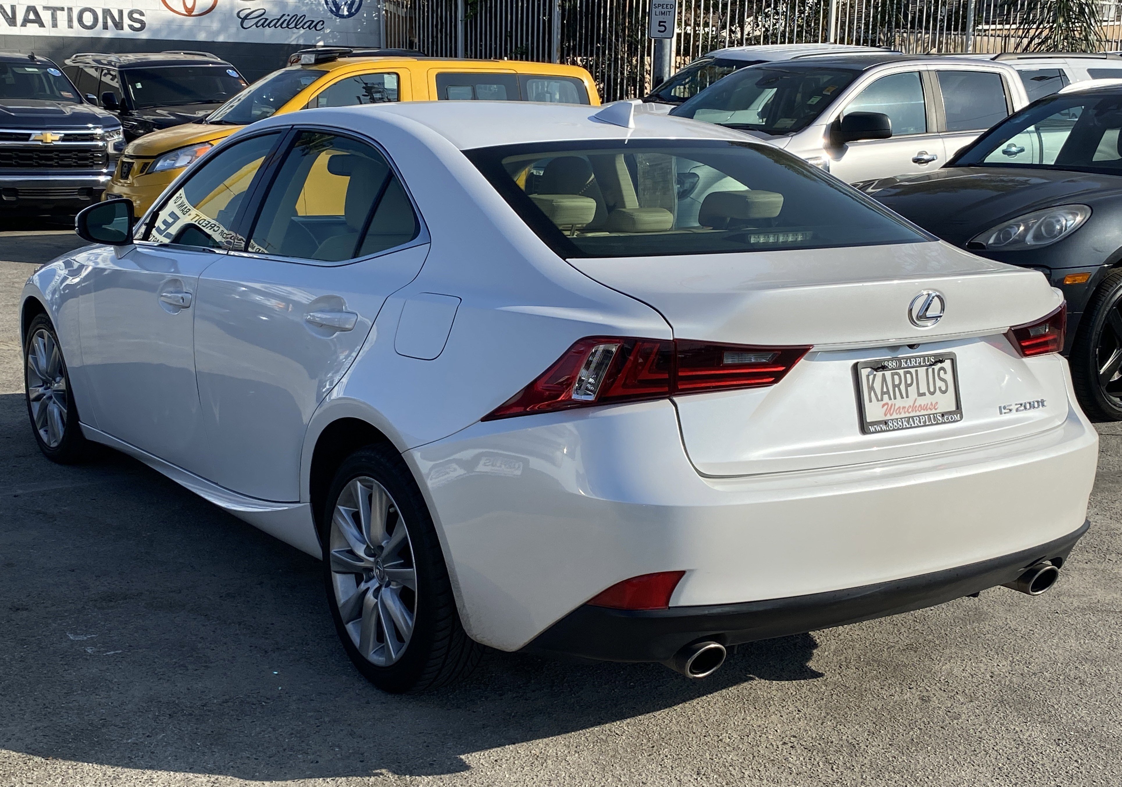 Used 2016 Lexus IS 200t image 9
