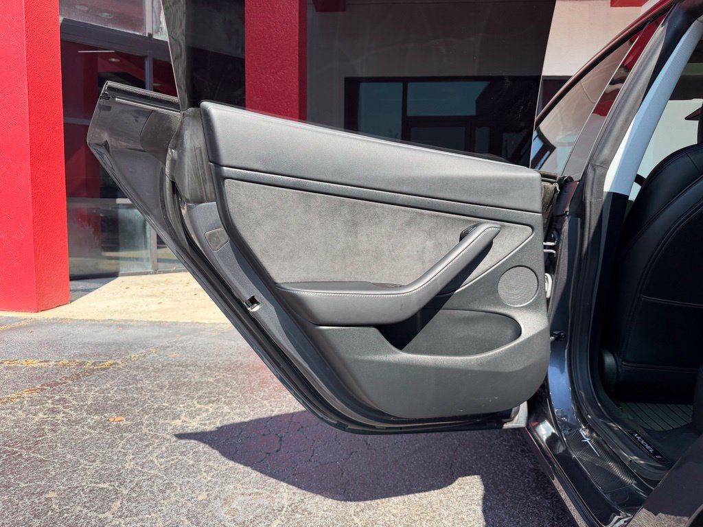 Used 2023 Tesla Model 3 Standard Range RWD image 37